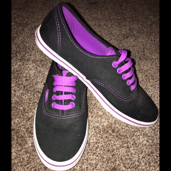 VANS | black & purple - Picture 2 of 4